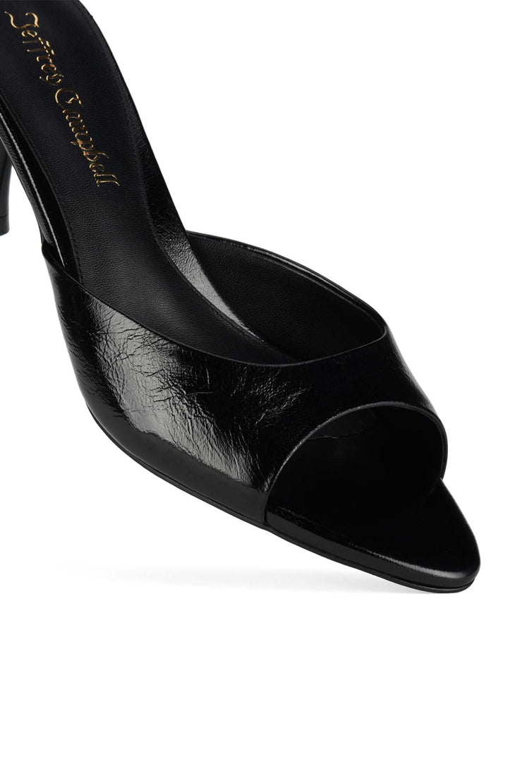 BLACK CRINKLE COW LEATHER