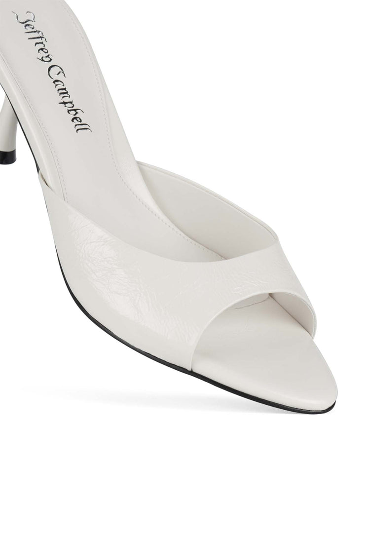 WHITE CRINKLE COW LEATHER